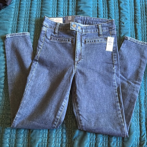 All GAP Jeans buy 1 get 1 50% off! NWT Universal Jegging - Picture 1 of 1